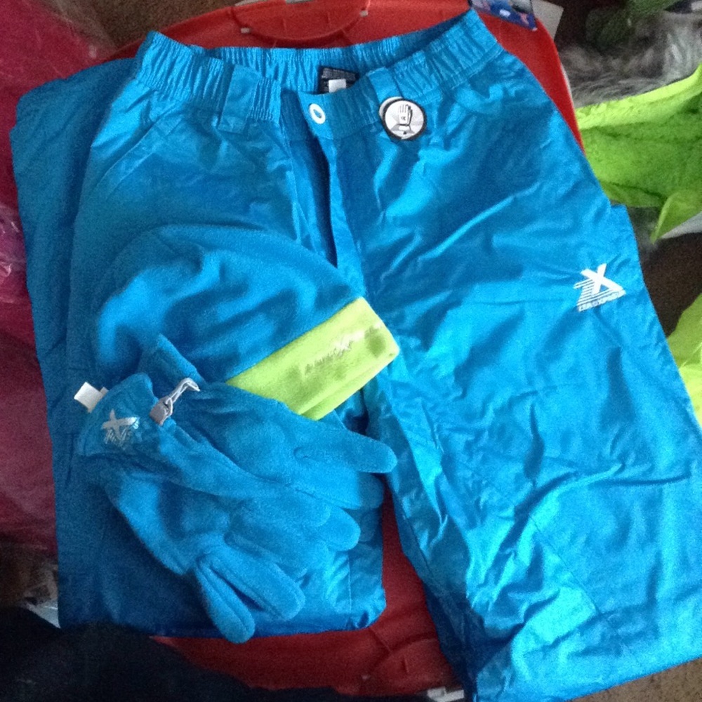 ZeroXposur additional photos! Snowsuit Coat Pants